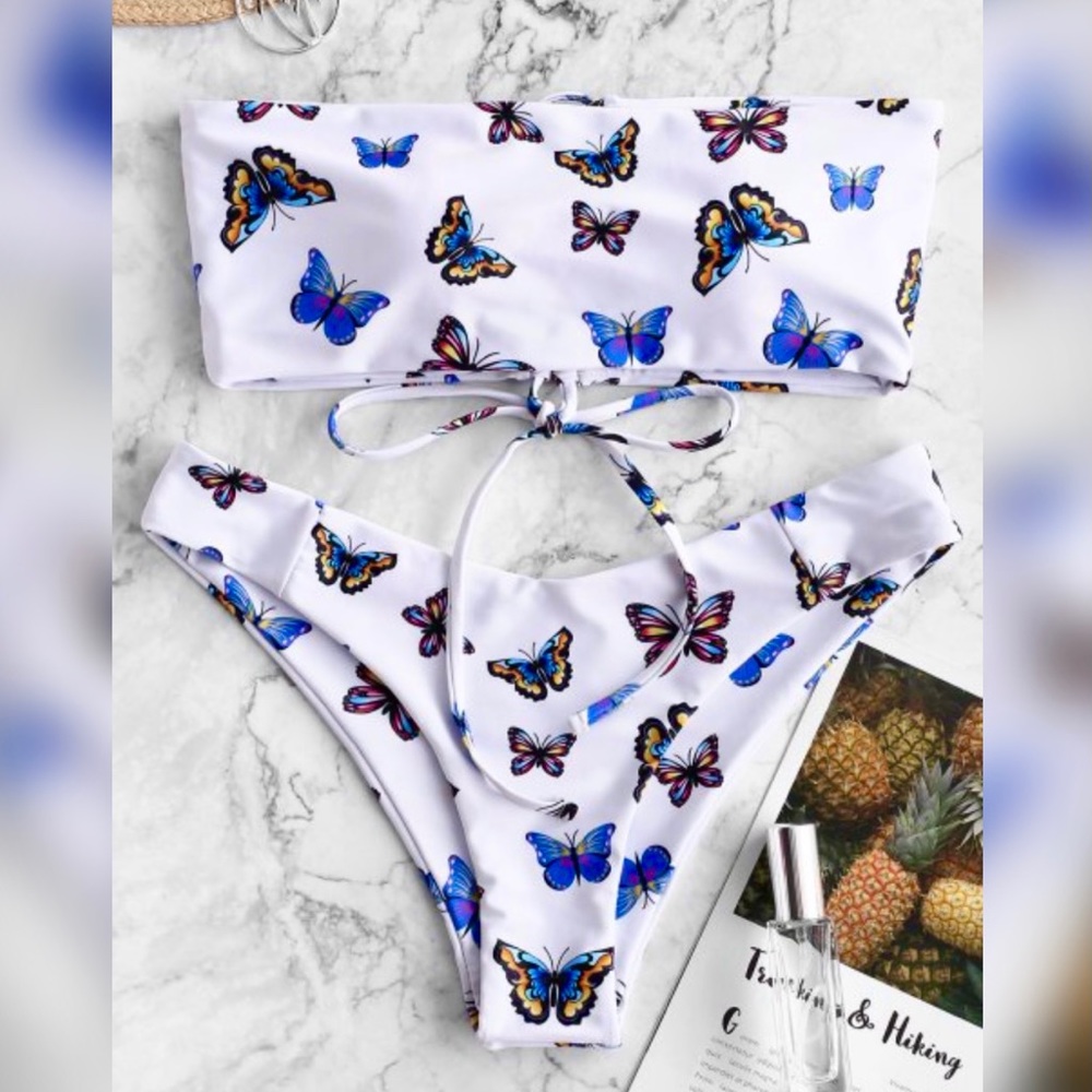 Women’s bikini swimsuit bandeau